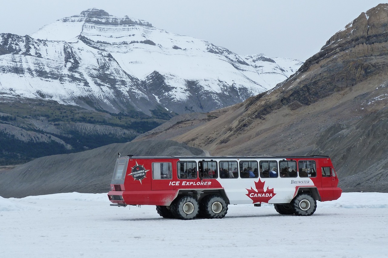 Columbia Icefield & Athabasca Glacier Adventure